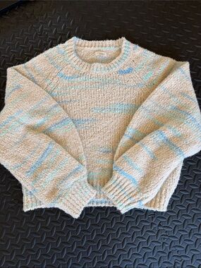 Pilcro Cream & Light Blue Textured Crewneck Sweater

Bought at anthropologie